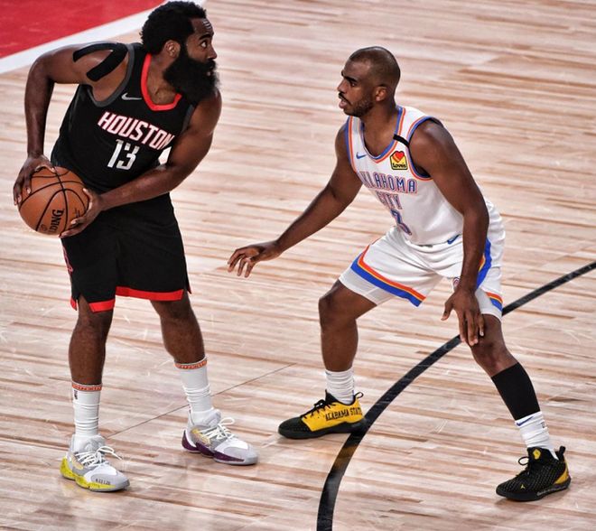 勒沃库森发布备战花絮，赛后手感冰凉，法国杯任务艰巨，更衣室氛围转暖