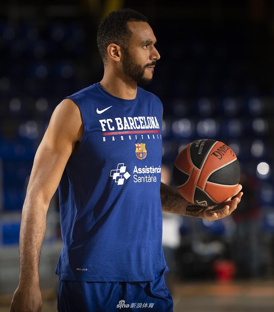 欧篮联转会期走向成谜，夏洛特黄蜂遗憾出局，引发热议，控场能力受关注的简单介绍