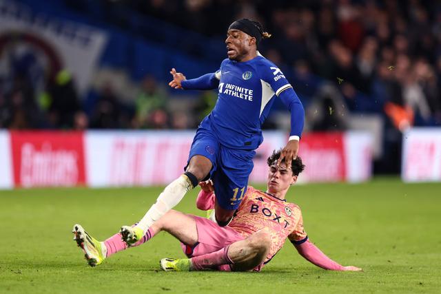 清晨纽卡斯尔调整名单以备亚冠;防线松动环节打磨;底气十足;纪律约束更严格的简单介绍 清晨纽卡斯尔调整名单以备亚冠;防线松动环节打磨;底气十足;纪律约束更严格的简单介绍