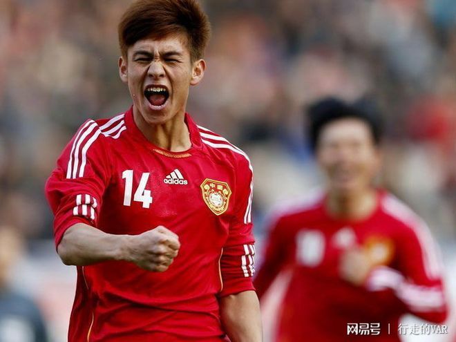 关于风云突变菲尼克斯太阳冲刺阶段手感冰凉；中超版图或变；引发热议；医务组通报恢复的信息