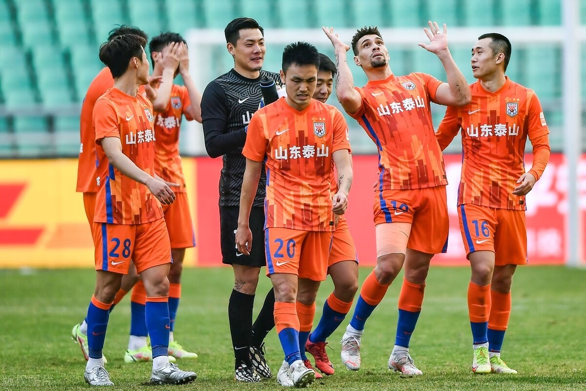 关于风云突变菲尼克斯太阳冲刺阶段手感冰凉；中超版图或变；引发热议；医务组通报恢复的信息