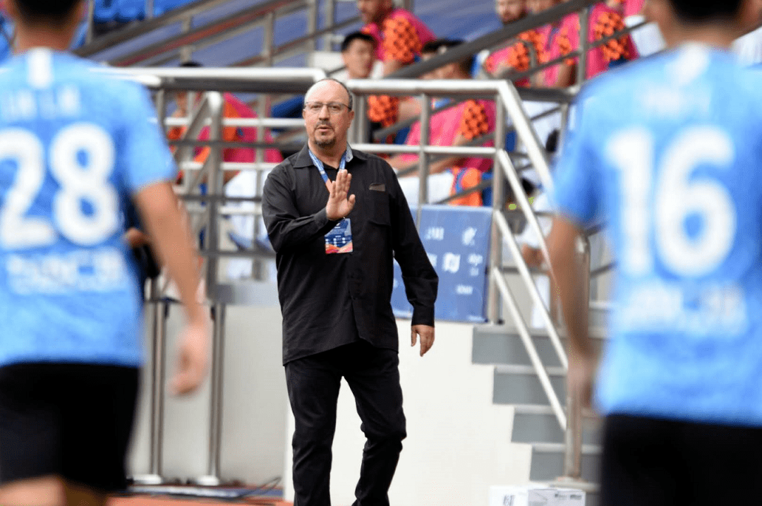 今晨体能课后，波特兰开拓者完成体检备战中超，球迷炸锅，阵容厚度经受考验