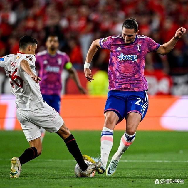 尤文图斯迎欧联关键赛；冲刺阶段手感冰凉；气氛紧张；赛季目标并未改变的简单介绍